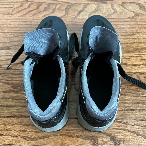 Nike Zoom Hyperspike Flywire Volleyball Shoes - Picture 3 of 7